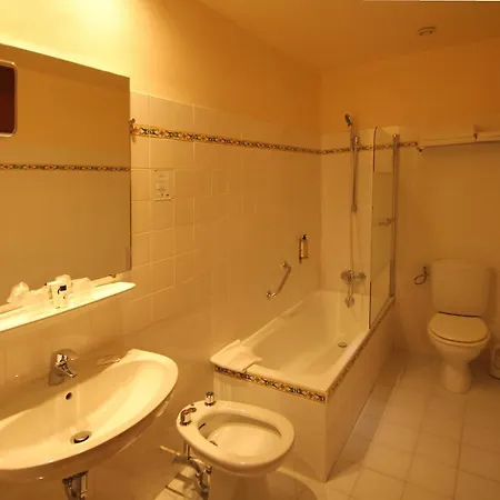 Le Beffroi Hotel 3*