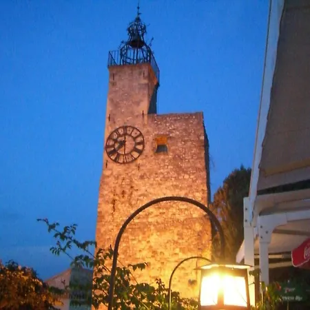 Le Beffroi 3* Vaison-la-Romaine